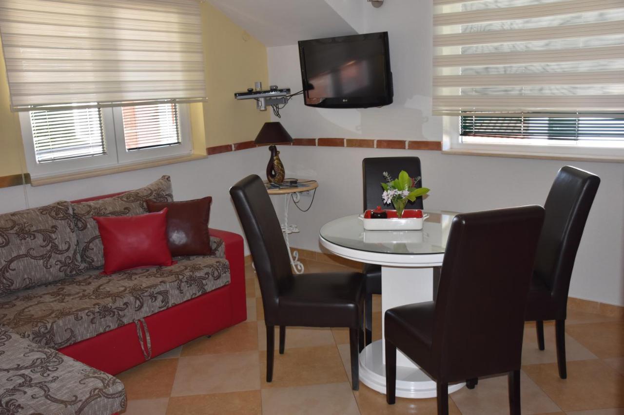 Scepanovic * Tivat